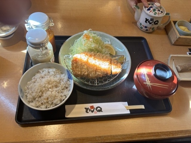 とんQのロースかつ定食